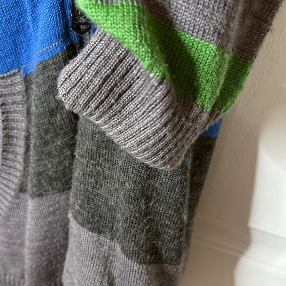 Billabong Men's Colorful Striped Zip-Up Sweater - Picture 10 of 10